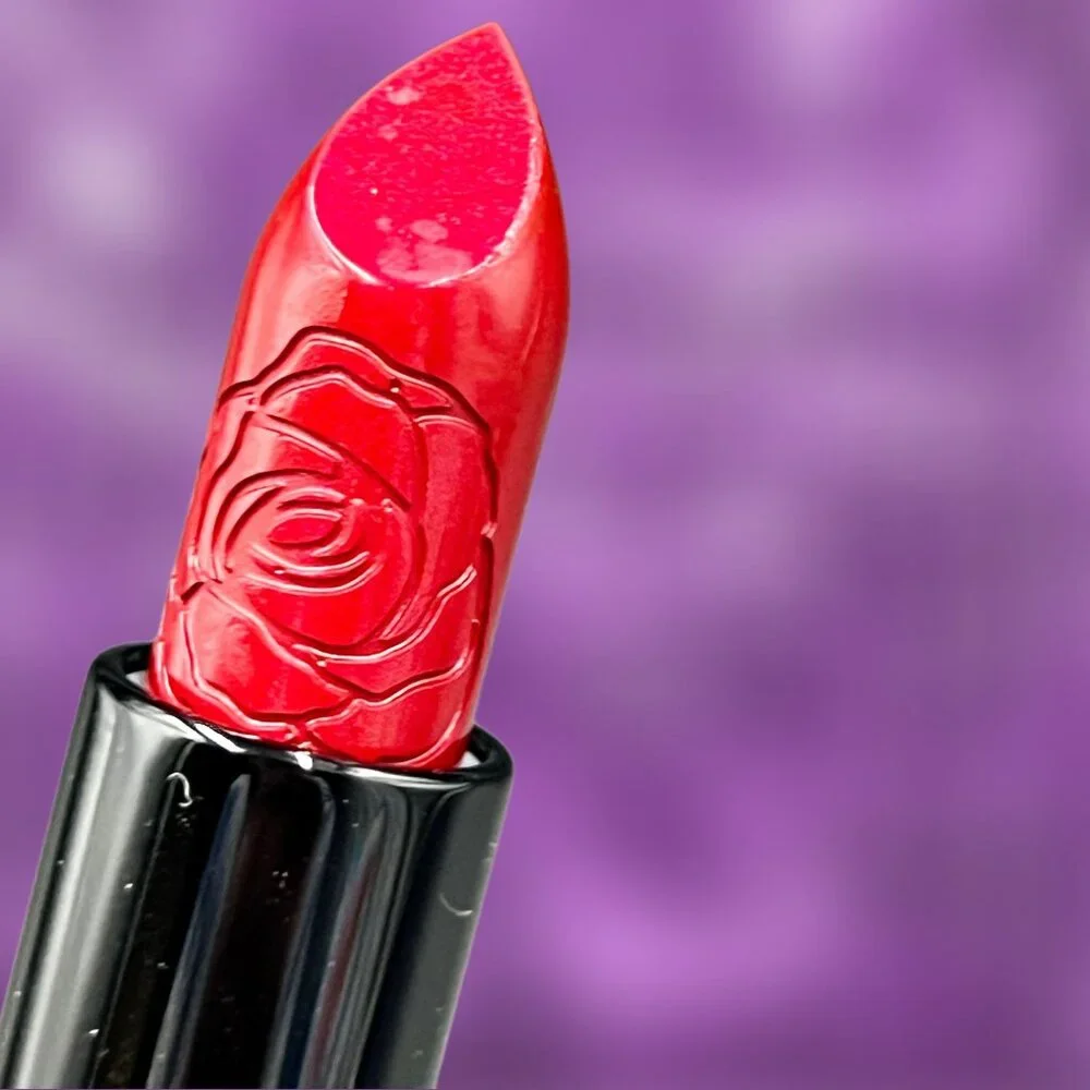 MAC Selena The Queen of Cumbia Makeup Limited Edition 25th Anniversary Bundle
